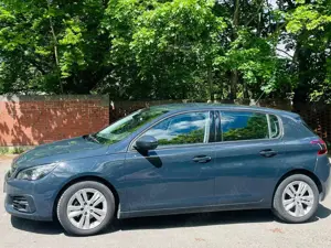 Peugeot 308 308 PureTech 130 EAT6 Stop Bild 3