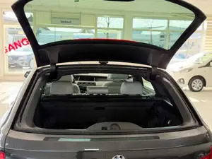 BMW 525 d Touring+Pano+KeylessGo+Leder+StandHzg+AHK Bild 5