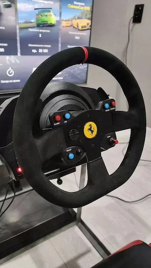 Thrustmaster T300 Ferrari Racing Wheel   Top Zustand   Force Feedback