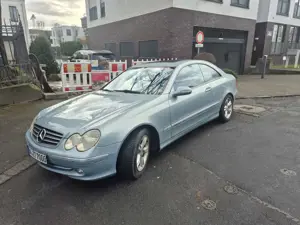 Mercedes-Benz CLK 240 CLK Coupe 240 Elegance Bild 4