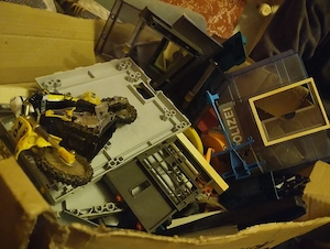 Sehr viel Leko und Playmobil zu Abgabe.