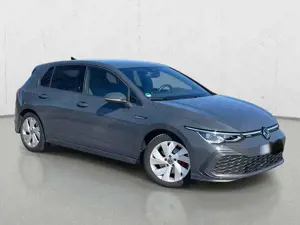 Volkswagen Golf GTD 2,0l TDI SCR 147 kW 7-Gang DSG GTD 8-fach bereift
