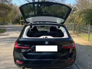 BMW 320 3er Touring 320i Touring Aut. Advantage Bild 4