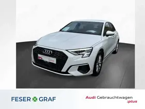 Audi A3 30 TFSI LED KAMERA CAR PLAY VIRTUAL