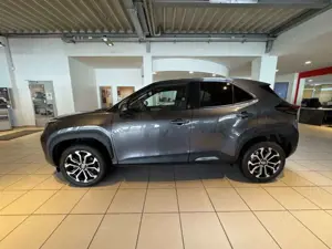 Toyota Yaris Cross Hybrid FWD Team Deutschland / CarPlay  Android Au Bild 2
