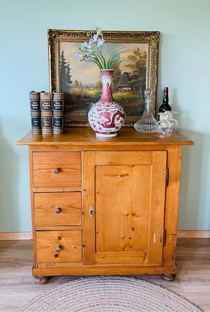 Antiker Brotschrank Biedermeier   Weichholz, Honigton, 1840er, Landhaus