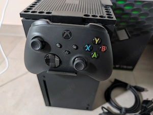 Xbox serie x spielkonsole mit 3 spiele und verpakung 