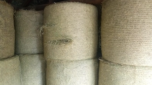 Heu Heurundballen Pferdeheu Bio-Heu Heuballen Wiesenheu