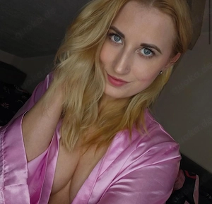 Blond 24 sucht respektvolle Chats !