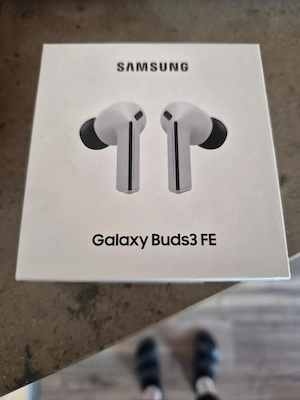 Buds 3 FE 