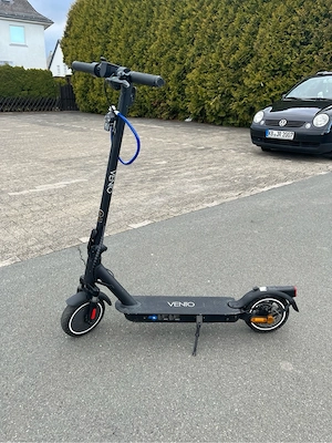 Vento 400W Elektroroller-Komfortabel und leistungsstark