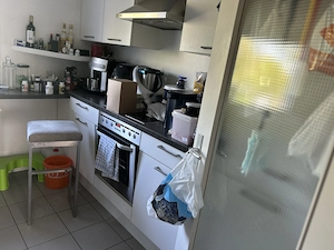 2 Küchenzeilen, weiß Abolung bis 26.05.2026