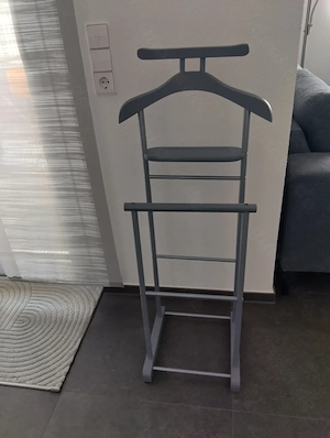 Herrendiener Fb. grau - guter Zustand