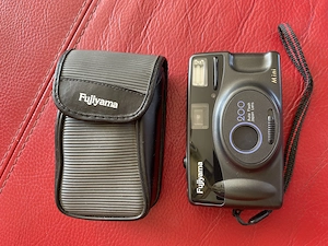 Fujiyama 200 35 mm mini kompakt Kamera neuwertig 