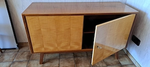 Büffet und Sideboard