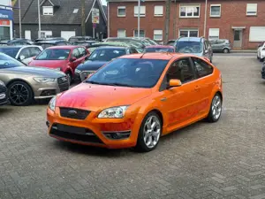 Ford Focus Lim. ST 2.5*Recaro*SHZ*NAVI*MFL***