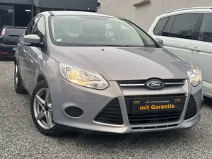 Ford Focus Lim. Trend*SHZ*MFL*KLIMA*SHT GEFLE*HU NEU*