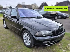 BMW 320 320i Touring 2.2 Klima Leder Automatik AHK Xenon .