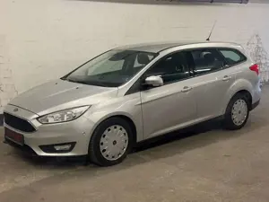 Ford Focus Turnier Trend, 1. Hand , TÜV neu