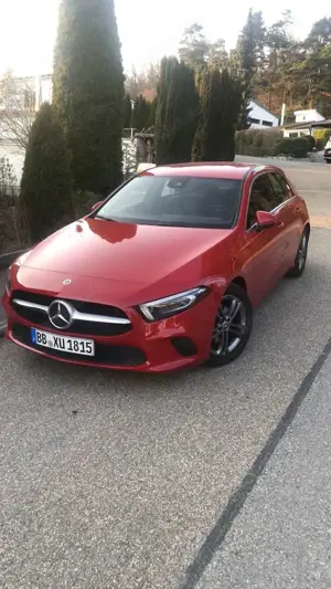 Mercedes-Benz A 180 d, Top, AHK, 360 Grad Cam, intel Light