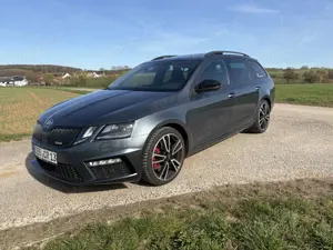 Skoda Octavia Combi 2.0 TSI DSG RS 245