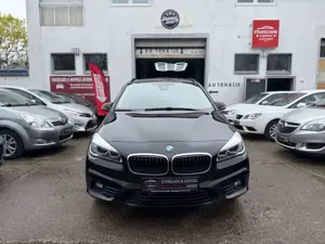 BMW 220 220d*Gran-Tourer*SPORT*KAM*NAVI*2.HAND*7-SITZER* Bild 2