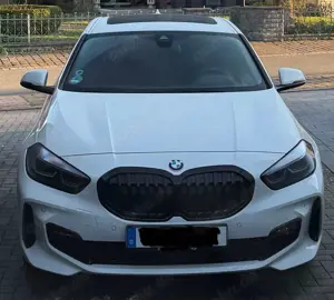 BMW 118 118d Automatik Sort