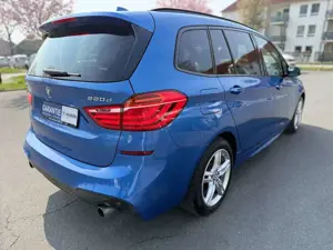 BMW 220 Bild 5