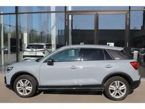 Audi Q2 35TFSI Str. Assistenz*Navi*S-Line*Stylepaket!!! Bild 3