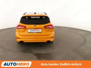 Ford Focus 2.3 EcoBoost ST*NAVI*LED*ACC*CAM*PDC*SHZ* Bild 5