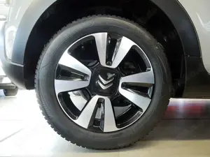 Citroen C3 PureTech 83 Max PDC SHZ KAMERA NAVI LED Bild 5