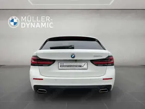 BMW 530 e TOURING LED PANO RÜCKFAHR SHZ DAB Bild 5