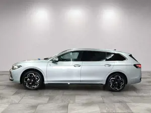 Volkswagen Passat Variant R-Line 2.0 TDI AHK/Matrix/HuD/RFK Bild 5