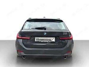BMW 318 i Touring Navi LED  Komfortzugang Park Assist Navi Bild 5