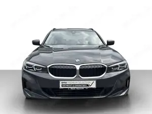 BMW 318 i Touring Navi LED  Komfortzugang Park Assist Navi Bild 3