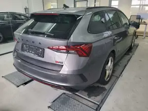 Skoda Octavia Combi RS Plus 2.0 TDI 4x4 DSG