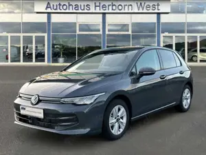 Volkswagen Golf VIII 2.0 TDI Lim Life DSG LED Navi Allwetterreifen