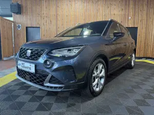 SEAT Arona 1,0TSI FR-Line Navi*App*Kamera*ACC*Keyless