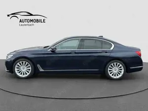 BMW 730 d SOFTCLOSE/HUD/SD/SH/LED/360° KAMERA/LUFT Bild 2