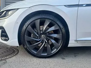 Volkswagen Arteon R-Line 2.0TSI 4Motion VOLL Bild 5