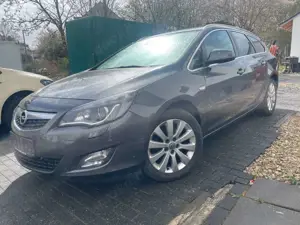 Opel Astra 1.7 CDTI Kombi NAVI+Sihz+PDC+XENON+ALU+KLIMA