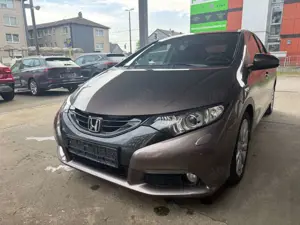 Honda Civic Lim. 5-trg. 1.8 Executive Panorama/Kamera