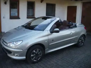 Peugeot 206 CC Roland Garros Cabrio, Klima, Leder Sportsitze