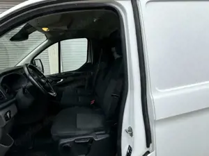 Ford Transit Custom 2.0TDCi Kasten 280*AHK*PDC*130PS Bild 5