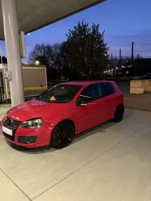 Volkswagen Golf GTI 2.0
