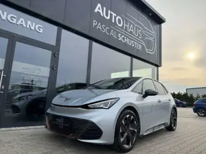 CUPRA Born 170 kW/Pilot L/360 KAMERA/NAVI/SITZHZG/ACC