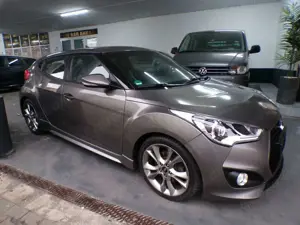Hyundai VELOSTER Premium/1HAND/Klima/SHZ/Navi/Leder