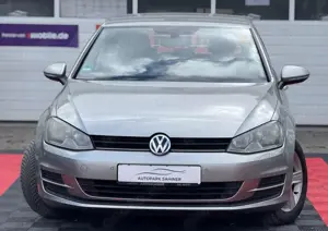 Volkswagen Golf VII Lim.*TEMPOMAT*KLIMA*SHZ