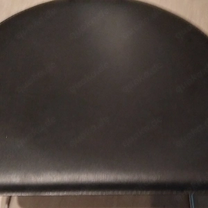 2 Lederimitat Stühle 