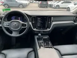 Volvo V60 T6 Plus Dark Plug-In AWD ACC Leder Google Bild 3
